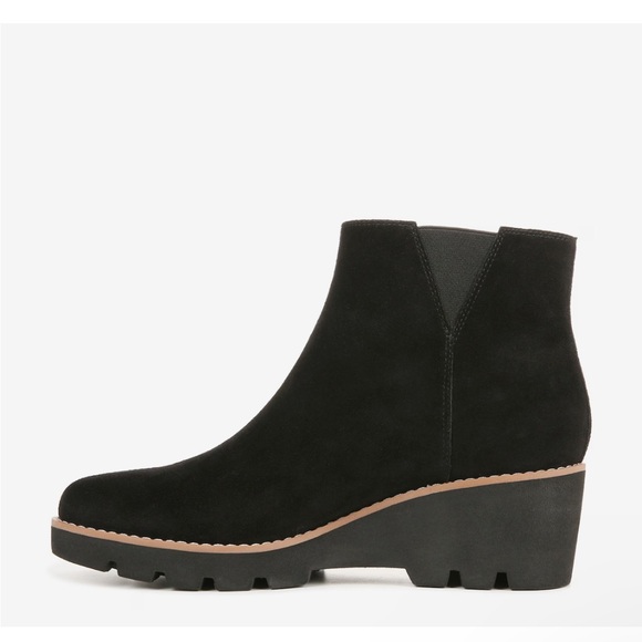 Vionic || Hazal Wedge Water Repellent Ankle Bootie - Picture 4 of 12